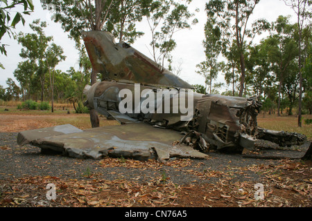 Abgestürzte Australian Air Force Mirage III auf dem Display an der Aviation Heritage Center in Darwin, Australien Stockfoto