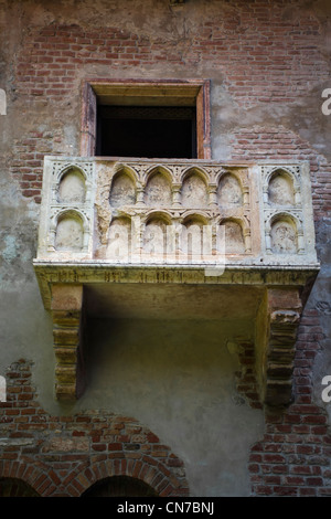 Balkon, wo Romeo Juliet, nach der Legende, in Verona, Italien umworben Stockfoto