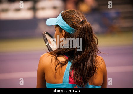 Tennis Player, Ana Ivanovic, Pausen zwischen den Sets von Merkur Versicherung Open in La Costa Resort. Stockfoto