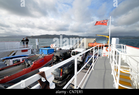 Die Insel-Navigator, Autofähre zwischen Auckland und Great Barrier Island am Tryphena Wharf Stockfoto