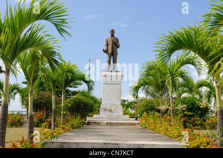 Dominikanische Republik, San Pedro de Macoris Provinz, San Pedro de Macoris, Statue von Fernando Gaston Spannungshöhe Stockfoto