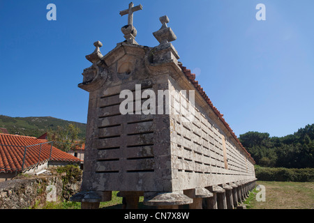 Horreo der Stadt Carnota in Galicien Stockfoto