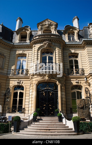 Frankreich, Paris, Rond Point des Champs Elysees Marcel Dassault, Fassade des Hotel Marcel Dassault beherbergt Artcurial seit 2002 Stockfoto