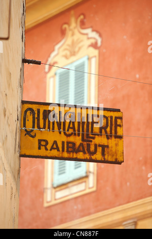 Frankreich, Alpes Maritimes, Essen-Tal, Sospel, Place Saint-Michel Stockfoto