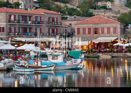 Grèce, Nord Ost Ägäischen Inseln, Lesbos Insel, Molivos (Mithymna), touristisches und künstlerischen Zentrum, dem kleinen Fischerhafen Stockfoto