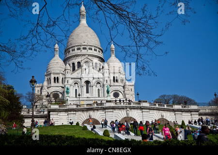 Die Basilika des Heiligen Herzen von Paris, umgangsprachlich Sacré-Cœur in Paris. Stockfoto