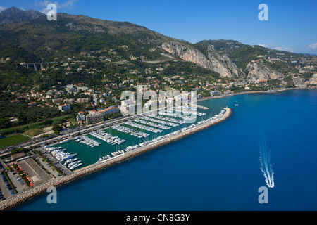 Frankreich, Alpes-Maritimes Menton, Menton Garavan Port (Luftbild) Stockfoto