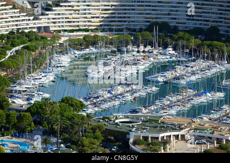 Frankreich, Alpes Maritimes, Villeneuve Loubet, Port Marina Baie des Anges (Luftbild) Stockfoto