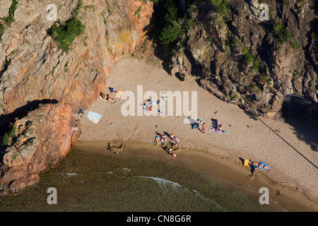 Frankreich, Alpes Maritimes, Golfe De La Napoule, Theoule Sur Mer, das Esterel-Gebirge, Pointe de l'Aiguille (Luftbild) Stockfoto