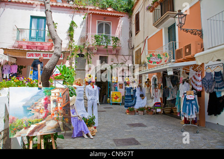 Berühmte Mode, Moda Positano, Boutiquen am Dorf Positano, Amalfiküste, UNESCO-Weltkulturerbe, Kampanien, Italien, Mittelmeer, Europa Stockfoto