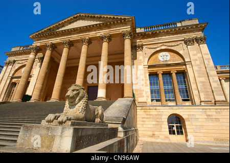 Die Neo-klassischen Südfront mit korinthischen Säulen des Duke of Buckingham Stowe House im Jahre 1771 von Robert Adam entworfen. Stockfoto