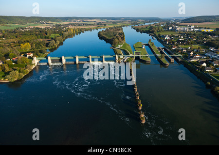Frankreich, Eure, Gaillon, Notre Dame De La Garenne Port Mort dam (Luftbild) Stockfoto
