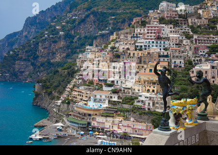 Das Dorf Positano, Amalfiküste, UNESCO-Weltkulturerbe, Kampanien, Italien, Mittelmeer, Europa Stockfoto