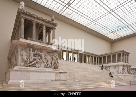 Deutschland, Berlin, Museumsinsel, Pergamonmuseum (Pergamonmuseum), große Altar von Pergamon, eine religiöse Monument aus der Stockfoto