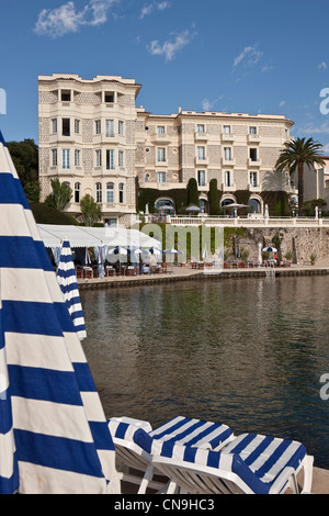 Frankreich, Alpes Maritimes, Antibes, Juan Les Pins, Belle Rives Hotel, das Hotel und der Privatstrand Stockfoto