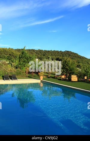 Frankreich, Vaucluse, Lubéron, Lourmarin, Auberge La Feniere Restaurant, Reine Sammut Stockfoto