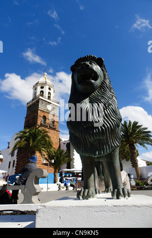 Lanzarote, Kanarische Inseln - Teguise, zentrale Insel Stadt und beliebter Sonntagsmarkt. Zentralen Platz. Stockfoto