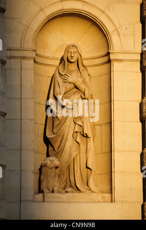 Frankreich, Paris, Pantheon District, St Etienne du Mont Kirche Stockfoto