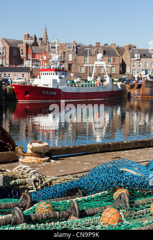 Tiefsee-Trawler-Netze auf den Hafen von Peterhead N.E.Scotland UK Stockfoto