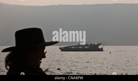 Frankreich, Haute Savoie, Veyrier du Lac, Marc Veyrat, betrachtet den Lac d ' Annecy auf der Terrasse der Auberge de l'Eridan Stockfoto