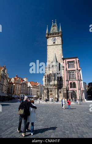 Tschechien, Prag, Altstadt Weltkulturerbe der UNESCO, der Uhrturm auf dem alten Stadtplatz Stockfoto