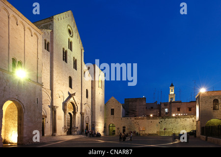 Italien, Apulien, Bari, die Altstadt, Basilica di San Nicola (St Nicholas Basilica) erbaut zwischen 1087 und 1197, während die Stockfoto