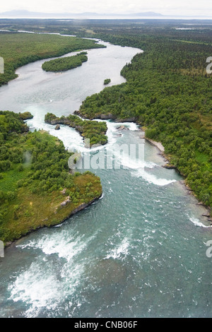 Luftaufnahme des Newhalen Flusses verbindet Sixmile See, Iliamna Lake, Südwest-Alaska, Sommer Stockfoto