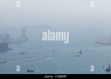 Luftaufnahme der Boote im städtischen Hafen Stockfoto