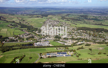 Luftaufnahme des Holmfirth und Umgebung Stockfoto