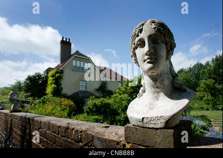 Charleston Farmhouse, in der Nähe von Lewes, East Sussex, England, Heimat des Bloomsbury-Sets. Stockfoto