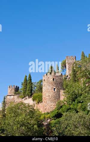 Frankreich, Pyrenäen Orientales Castelnou gekennzeichnet Les Plus Beaux Dörfer de France (The Most Beautiful Dörfer Frankreichs), die Stockfoto