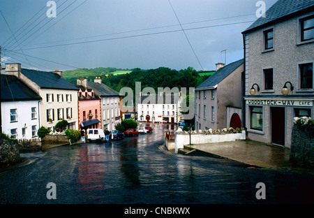 INISTIOGE DORF IN CO KILKENNY IRLAND. EINSTELLUNG FÜR DEN FILM VON MAEVE BINCHY ROMAN FREUNDESKREIS Stockfoto