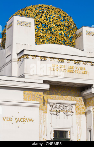 Österreich, Wien, Secession Palast, von Otto Wagner und Gustav Klimt, vorgestellt von Olbrich im Jahre 1897 erbaut, mit der Stockfoto