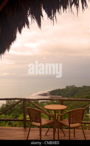 Blick aus einem Zimmer in Lapa Rios Ecolodge in Costa Rica Stockfoto