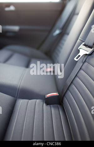 Moderne PKW-Innenraum (flachen DOF - selektiven Fokus, getönten Farbbild) Stockfoto