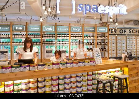 Singapur, Dempsey Hill, The Emporium Beauty Shop, eröffnet im Jahr 2007, ein Beauty-Concept-Store mit Pediküre, Maniküre, Stockfoto