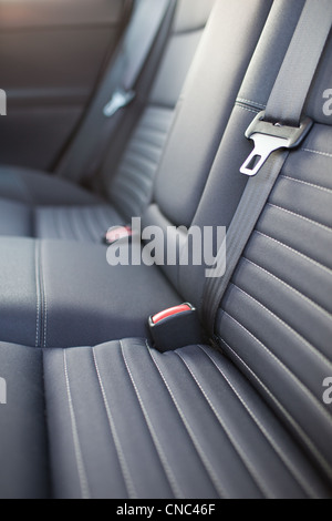 Moderne PKW-Innenraum (flachen DOF - selektiven Fokus, getönten Farbbild) Stockfoto