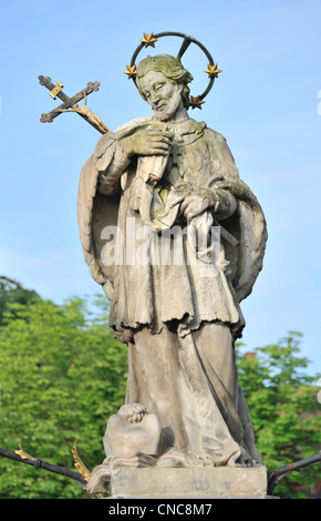Statue des Heiligen Johannes von Nepomuk auf Wollestraat Brücke, Brügge, Belgien Stockfoto