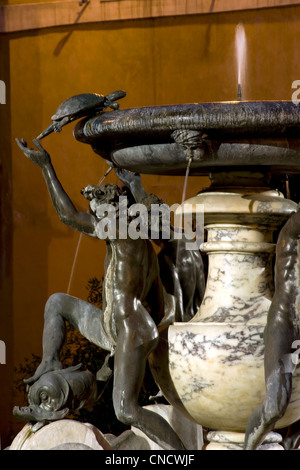 Fontana Delle Tartarughe, entworfen von Giacomo della Porta. Piazza Mattei, Rom, Italien Stockfoto