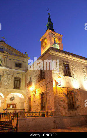 Beleuchtung der Kirche San Gines in Madrid Stockfoto