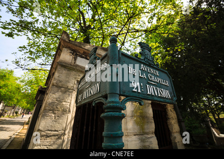 Ein Hinweisschild auf dem Friedhof Père Lachaise, Paris Stockfoto