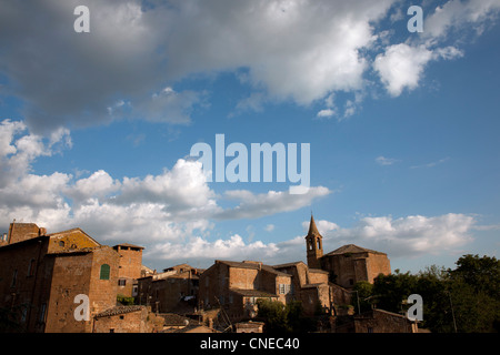Blick auf das Mideval-Viertel in der umbrischen Stadt Orvieto, Italien Stockfoto