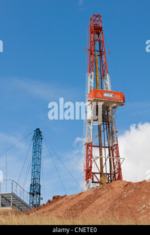 Bohrgerät "Orenburg Oil Company" in der Region Orenburg, Russland Stockfoto