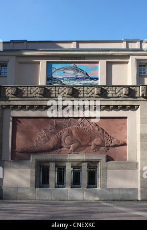 Exterieur des Berliner Zoo-Aquarium, entworfen von Zaar & Vahl zwischen 1911 und 1913. Stockfoto