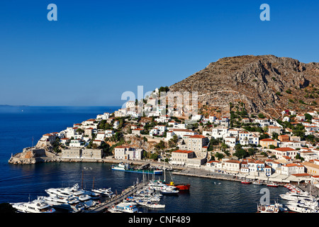 Hydra hat sicherlich den schönsten Hafen in Griechenland Stockfoto