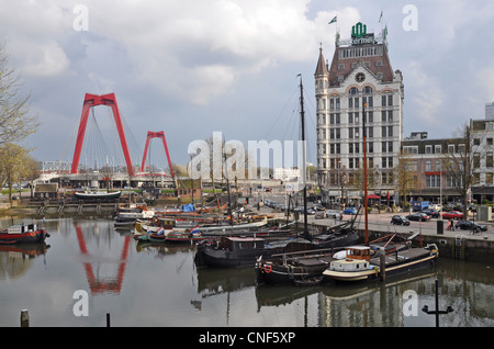 Blick auf den alten Hafen in Rotterdam, Niederlande, Europa Stockfoto