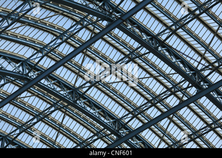 Schmiedeeisernen Dachkonstruktion des Bahnhofs Paddington Stockfoto