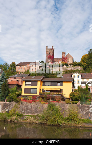 Die Mittelburg (Mittelschloss) in Neckarsteinach, Deutschland. Stockfoto