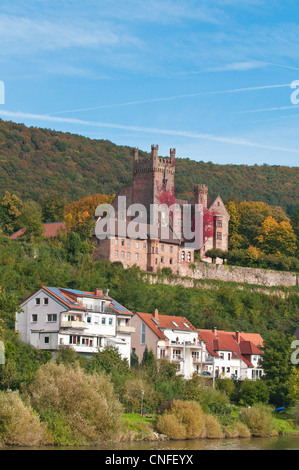 Die Mittelburg (Mittelschloss) in Neckarsteinach, Deutschland. Stockfoto