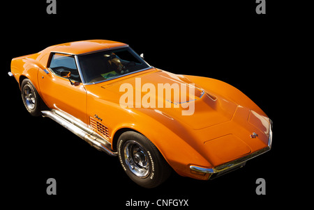 1969 Corvette Stingray isoliert auf schwarz Stockfoto